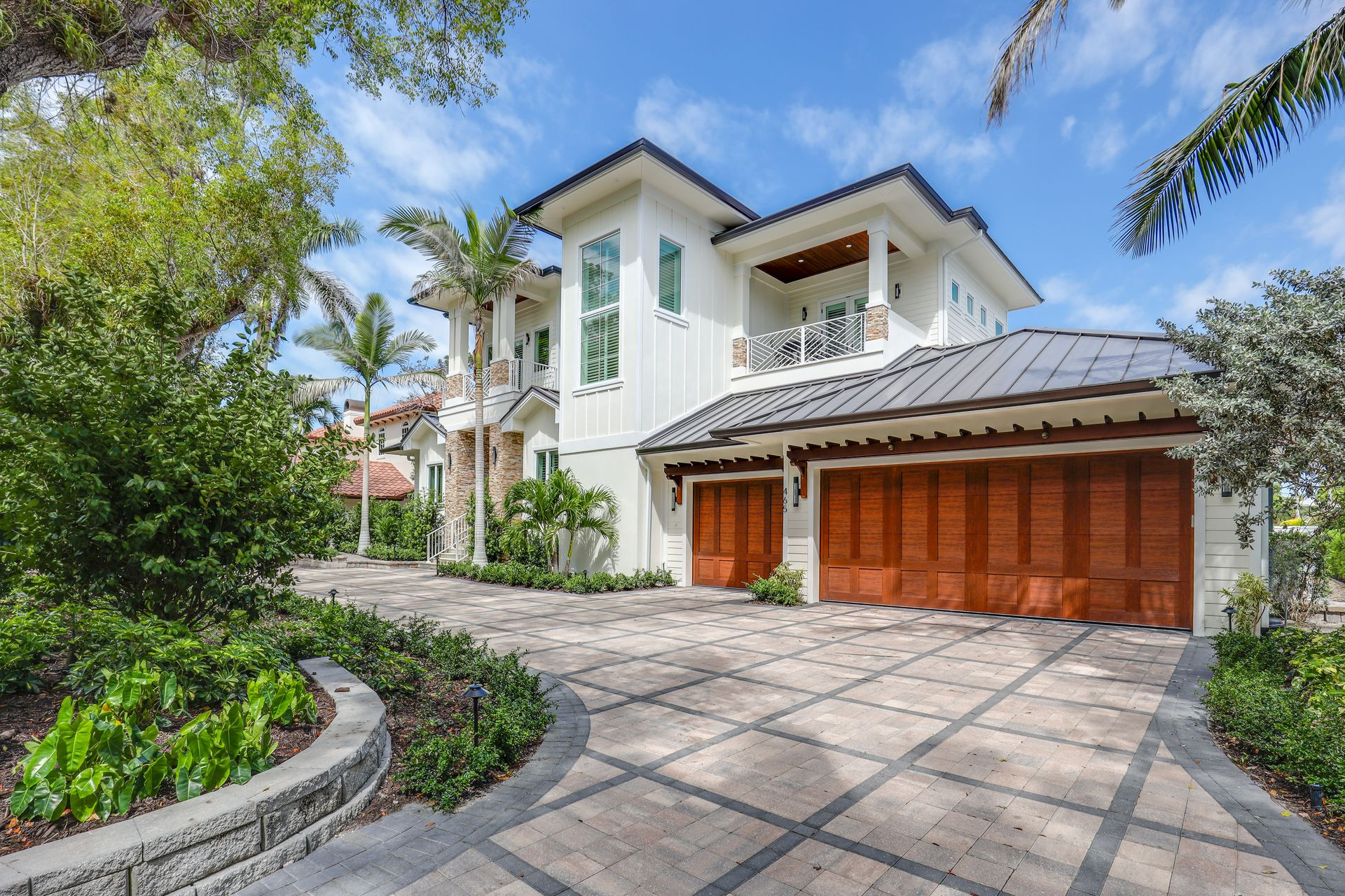 Aqualane Shores Listing